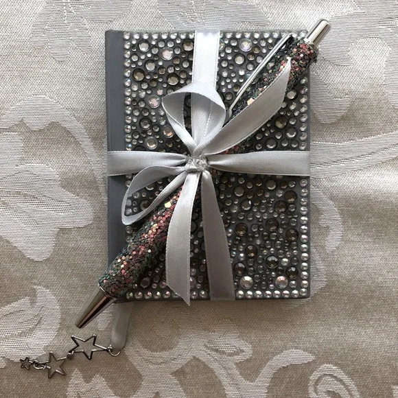 NWT Rhinestone-Covered Notebook & Glitter-Covered Pen Set