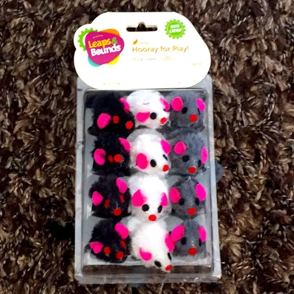 Leaps & Bounds Catnip Furry Mice 12 Pack Brand New Factory Sealed