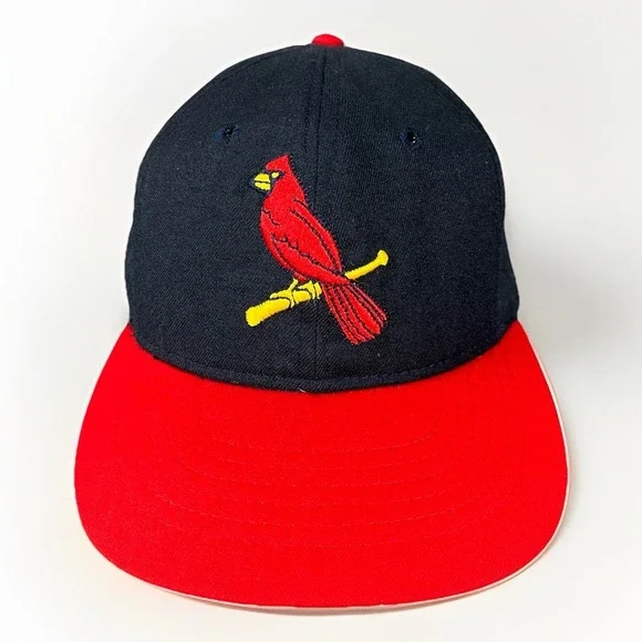 Vintage St Louis Cardinals MLB Fitted Hat Size 7 Roman Pro Leather Band