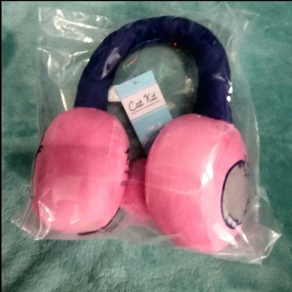 Pusheen gamer cat kit headphones toy