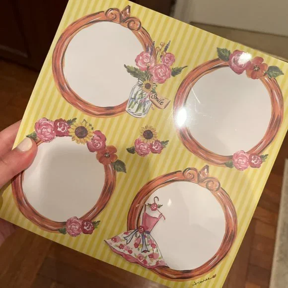 Note Pad‎ / Desk Pad / Floral Themed (80 sheets / new)