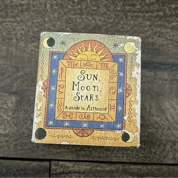 Mini‎ Astrology book