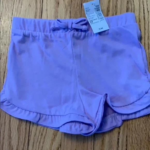 NWT! The Children’s Place little girl purple shorts 2T
