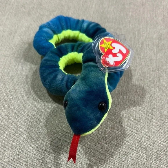 Ty Beanie Baby Hissy Plush Snake Toy in Blue and Green