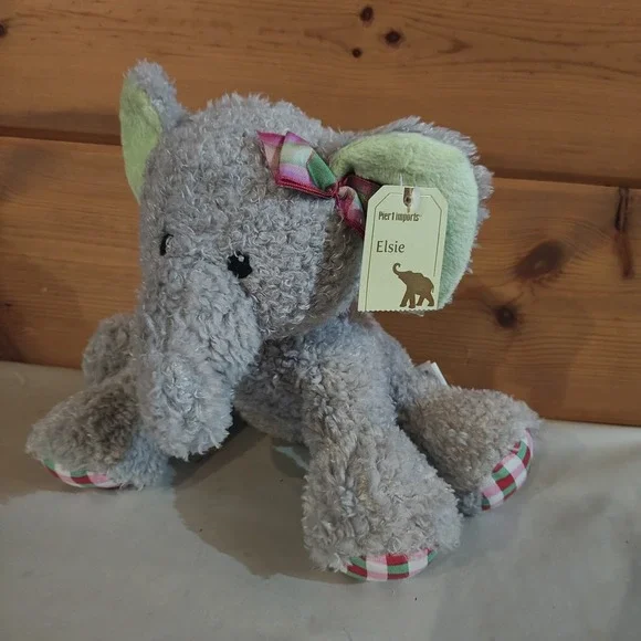 Pier 1‎ imports Elsie plush grey elephant with tags E3