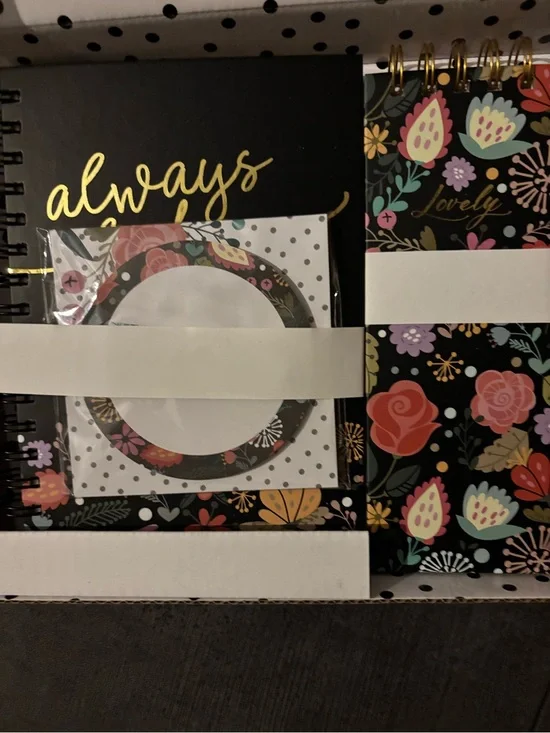 Floral & Polka Dot Office Desk Set - Black says always look on the bright side