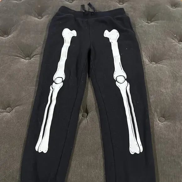 The children’s place skeleton bone pants size 10/12