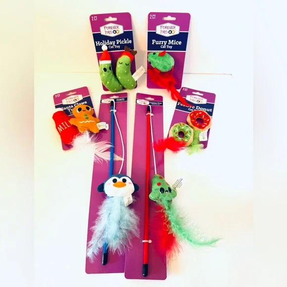 NWT Assortment of 6 Holiday Cat Toys