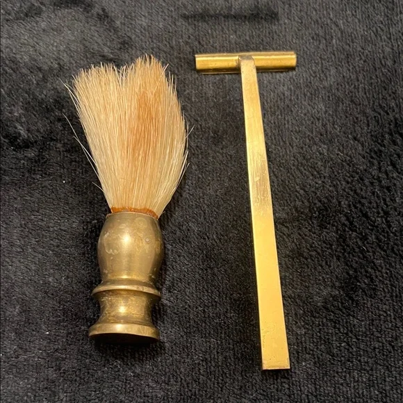 Vintage Gold Shaving Brush and Razor Set