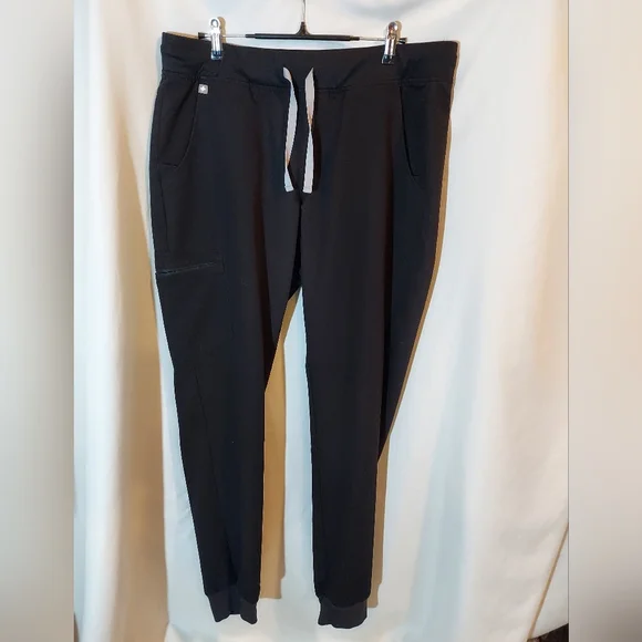 Figs Technical Collection Men's Black Jogger Pants - LT
