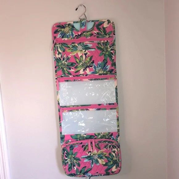 ✨LAST CALL✨VERA BRADLEY Hanging Accessories Pink/Green Tropical
