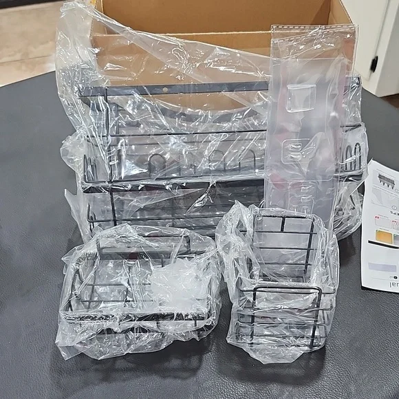 SHOWER CADDY 5-PIECE SET