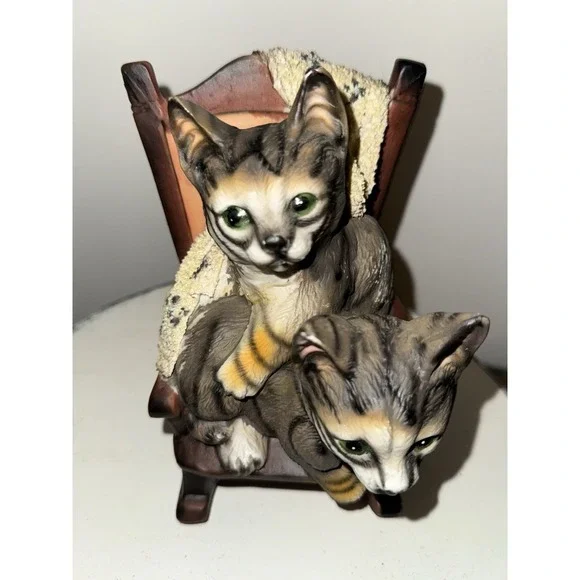 Ceramic tabby kitten cats statue figurine vintage