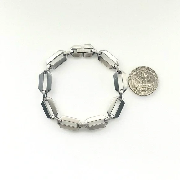 Tiffany & Co. bracelet‎