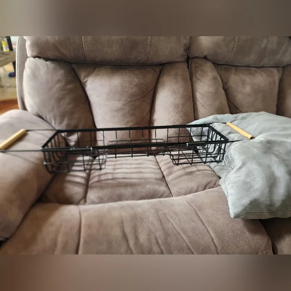 Black Metal Bath Caddy