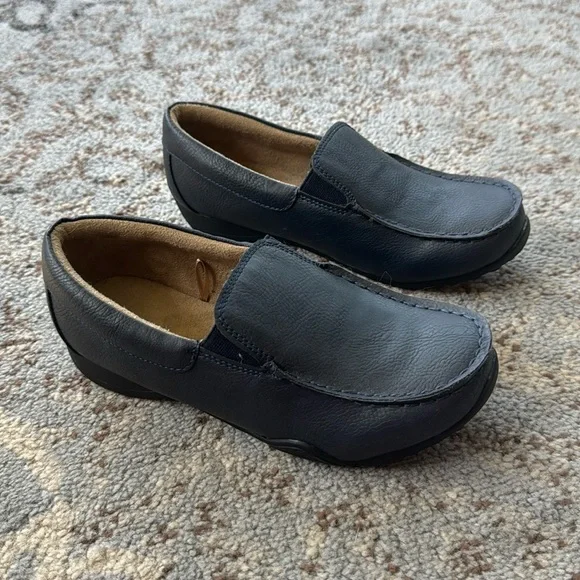 The Children’s Place Boys Slip On Loafers Navy 4