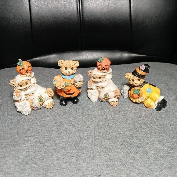 Lot Of‎ Four Brinn's Halloween Teddy Bears Figurines Resin
