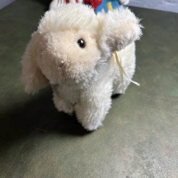 Vtg Baby Gund Kindergund Plush Ivory Lamb Bell Rattle 1988 Stuffed Toy
