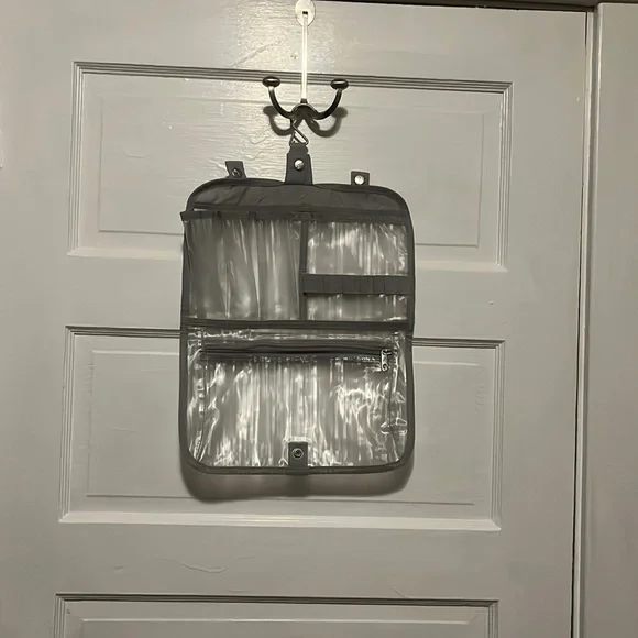 Skyway Toiletries Travel Bag