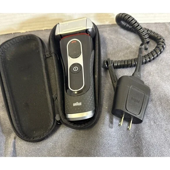 Braun Series 5 5090cc Rechargeable Men's Electric Shaver W/case