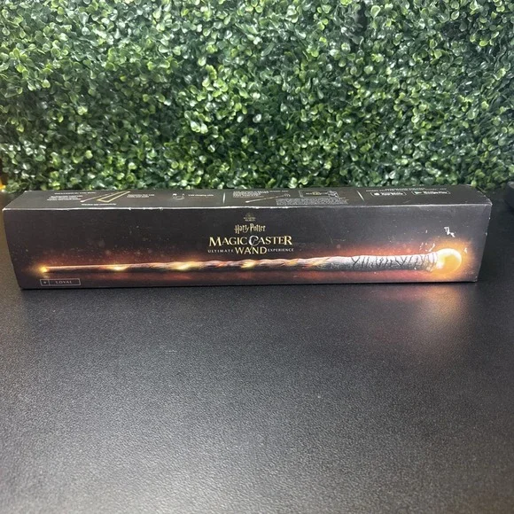 Rare Harry Potter Magic Caster Wand Loyal Collectible Ultimate Experience