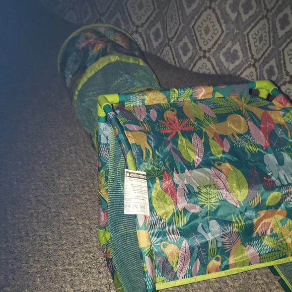 Colorful Jungle Print Play Tunnel For Cats