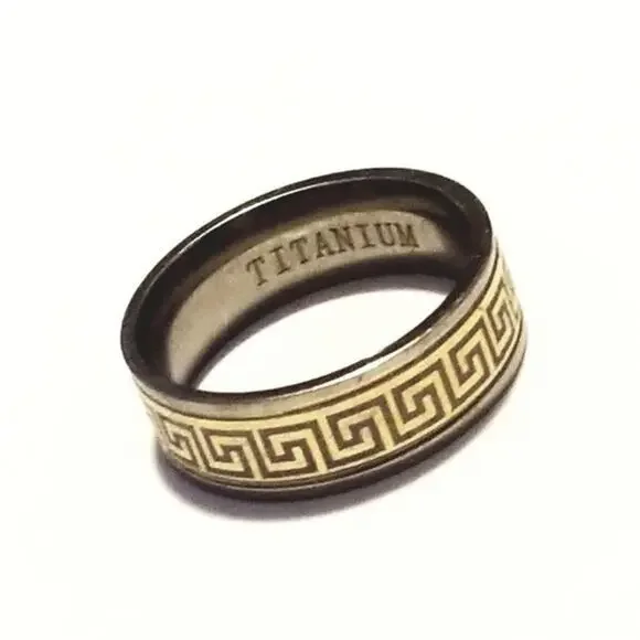 New tituiam two tone mens ring size 8‎