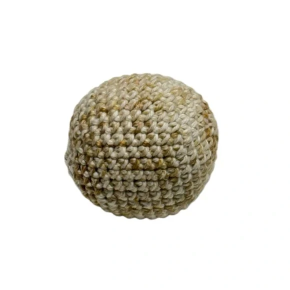 100% handmade crochet ball toy for cats with catnip inside! 100% cotton yarn toy