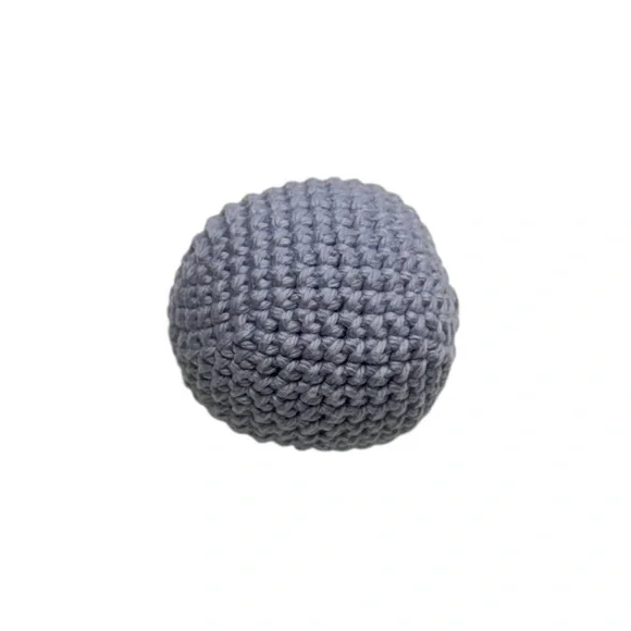 100% handmade crochet ball toy for cats with catnip inside! 100% cotton yarn toy