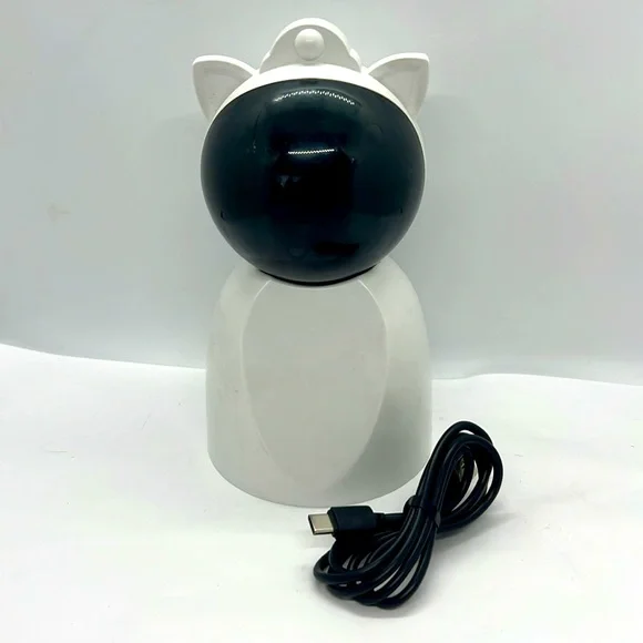 Cat Toy Random Trajectory Motion Activated Rechargeable Laser Light Preowned