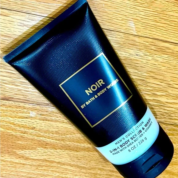 NWT Bath & Body Works Noir 2 in 1 Body Scrub & Wash