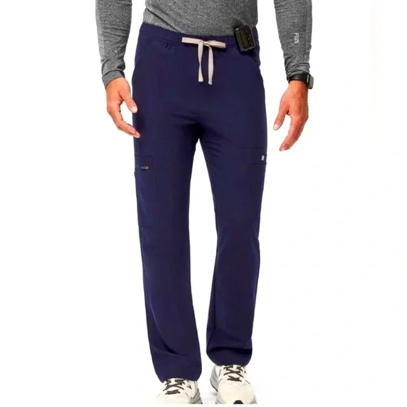 Figs Cairo Cargo Scrub Pants Men’s Size Large Short in Navy Blue - EUC!