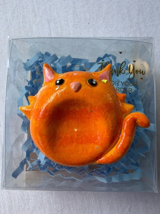 Handcrafted Orange Cat Worry Stone - Cute Ceramic Cat Bowl