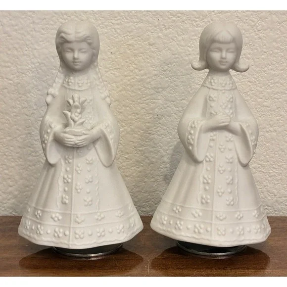 Vtg AES Japan White Bisque Porcelain Rotating Music Box Set of 2 Choir Angels