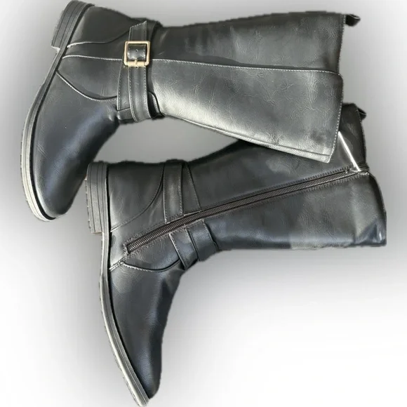 New Black‎ The Children’s Place Boots with Buckle and Zipper size 6Youth