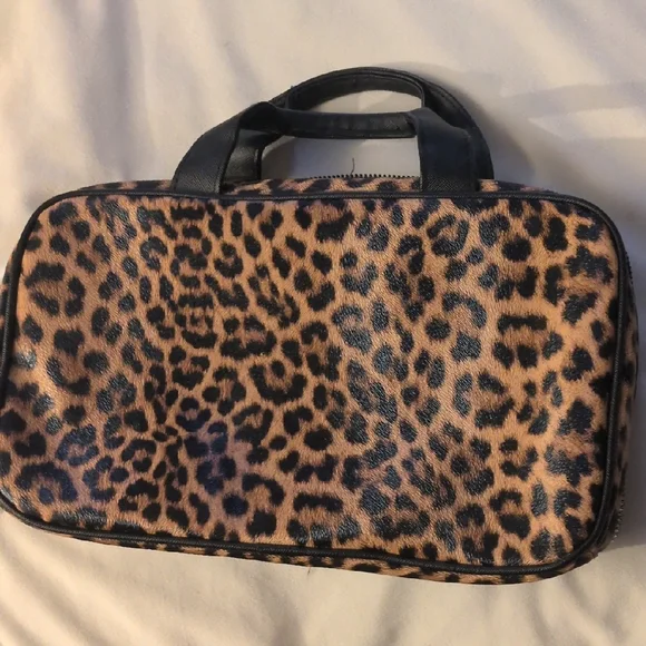 Nicole Miller New York Makeup Bag