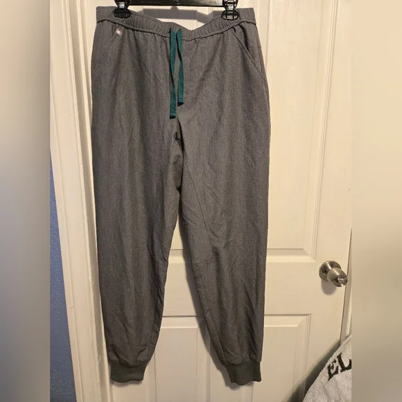 Figs Scrub Pants Jogger Men's Size L Color Gray