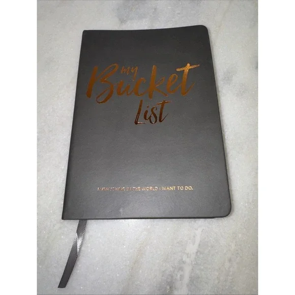 My bucket list journal Everything In The World I Want To‎ Do Book
