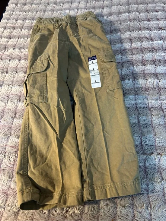 The Children's Place Tan Cargo Pants size 6