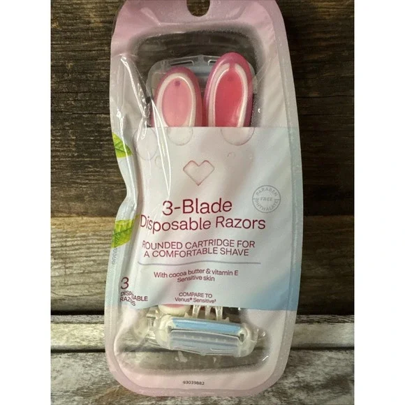 CVS 3-Blade Disposable Razors – Pack of‎ 3 NEW
