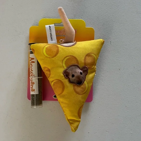 Cheese & Mouse Refillable Catnip Toy