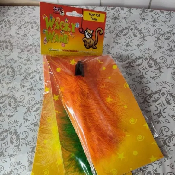 Lot of 3 Lazy Pet Interactive Tail Tease Cat Toy Green, Orange, & Yellow C10