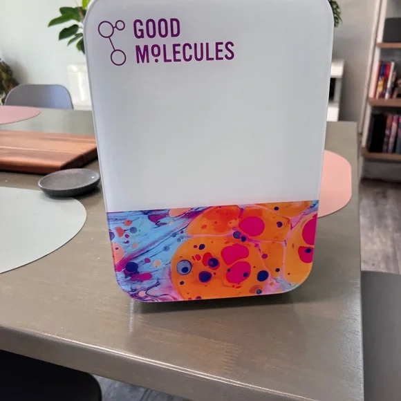 Good Molecules Colorful Storage Box