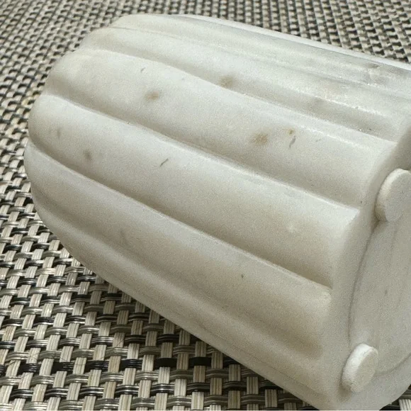 Ribbed Fluted Handcrafted Marble ~ toothbrush holder 4”x2.5”