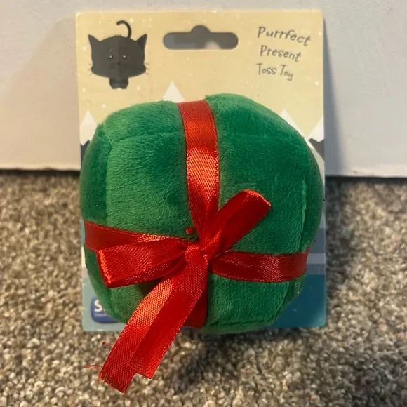 *NWT* Plush Cat Toy - Present