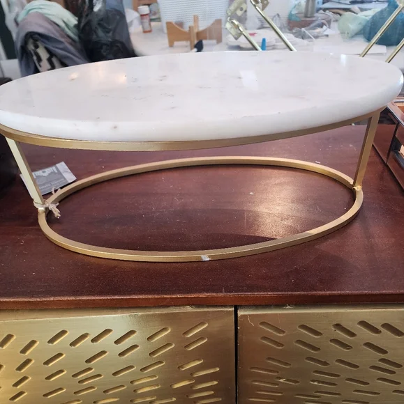 Gold Medal Oval Stand with Marble Top