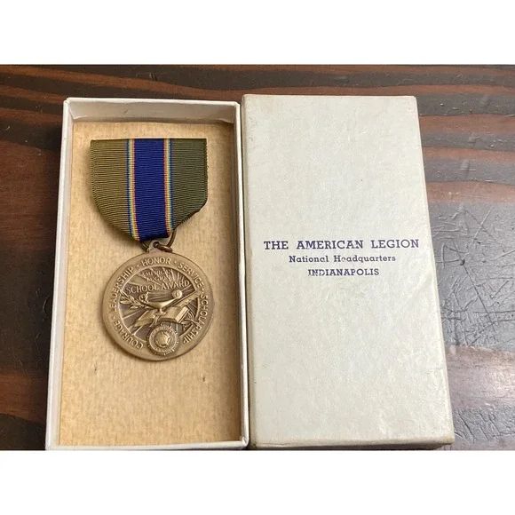 Vintage American Legion School Award For God and Country‎ Medal Lapel Pin in Box