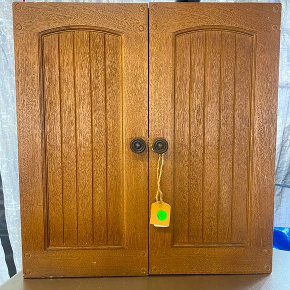 Cute Midcentury Plastic and wood Small Cabinet