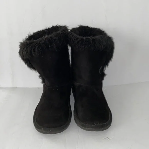 The Children’s Place Black Faux Suede and Fur Lined Boots