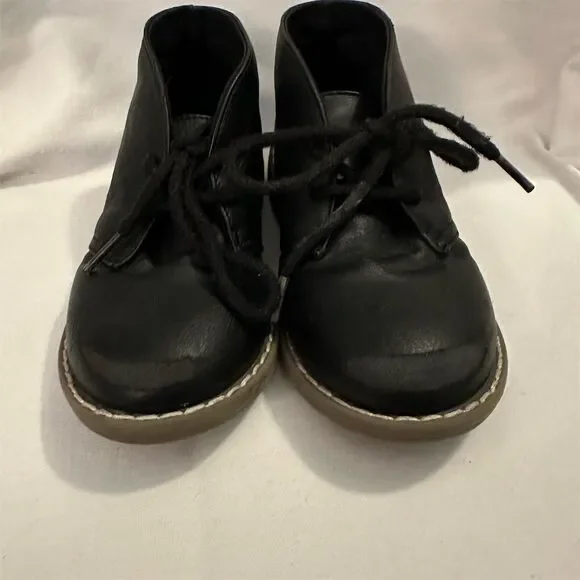 The Children's Place Toddler Boys Black Lace Up Boots Casual
